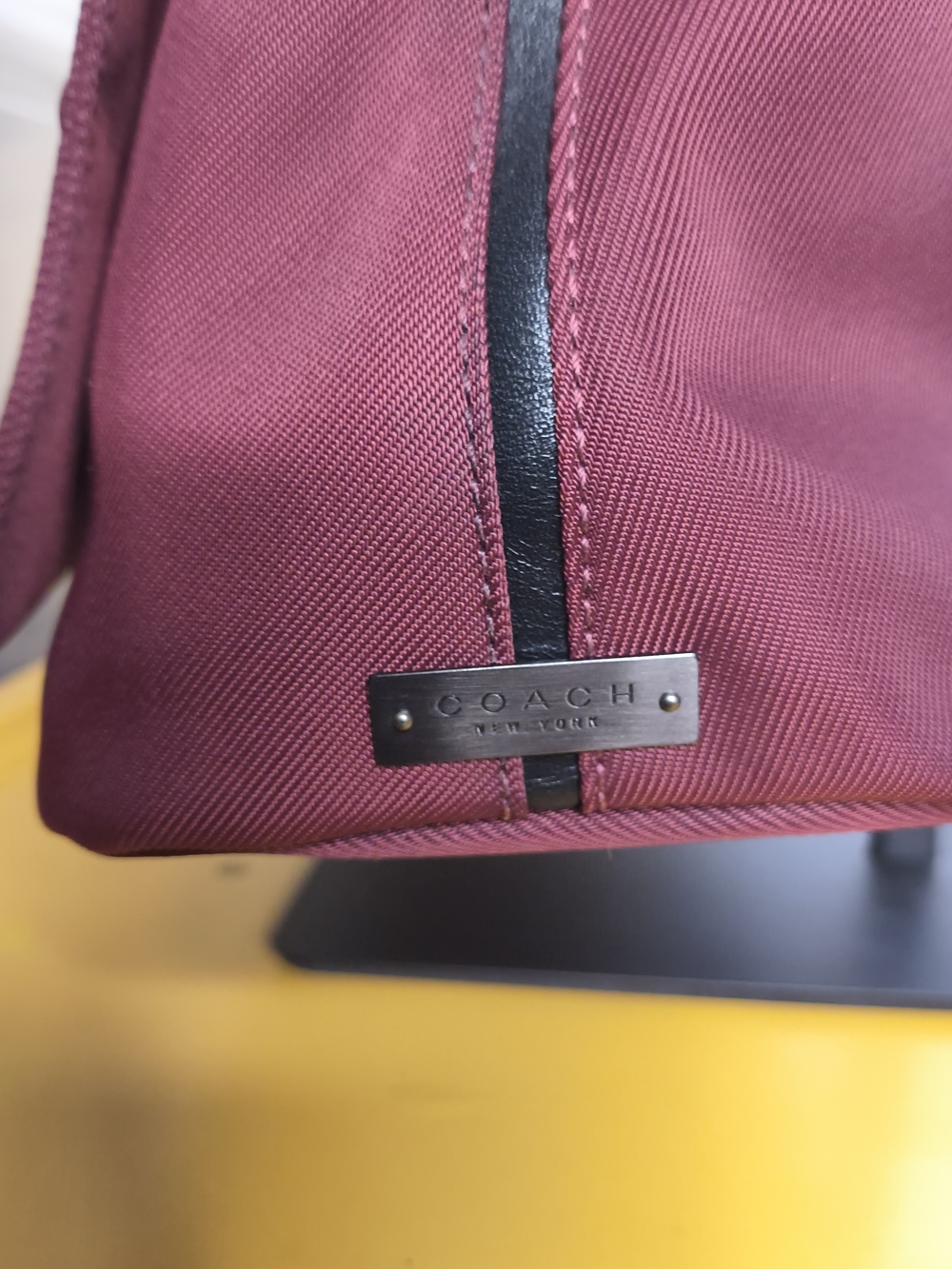 Authentic COACH Shoulder Bag - Maroon Nylon W/ Black Leather Trim - EUC - Picture 4 of 12